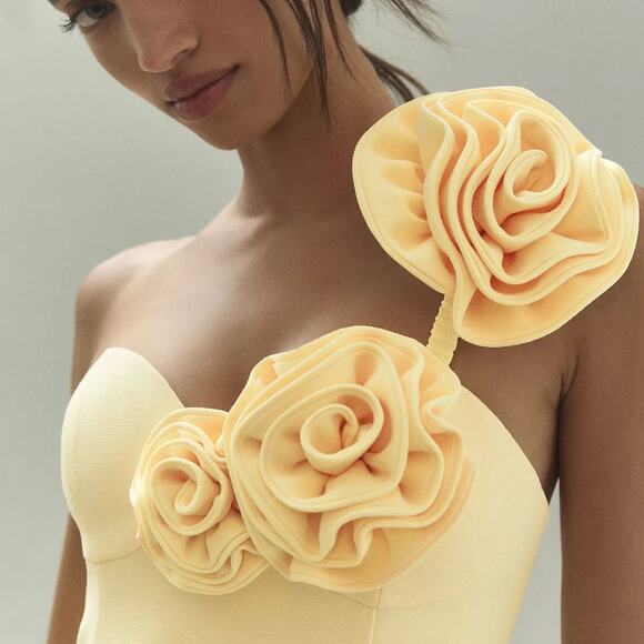 The Wolf Gang One Shoulder Rose Midi Dress with Leg Slit Yellow XL - Picture 3 of 7